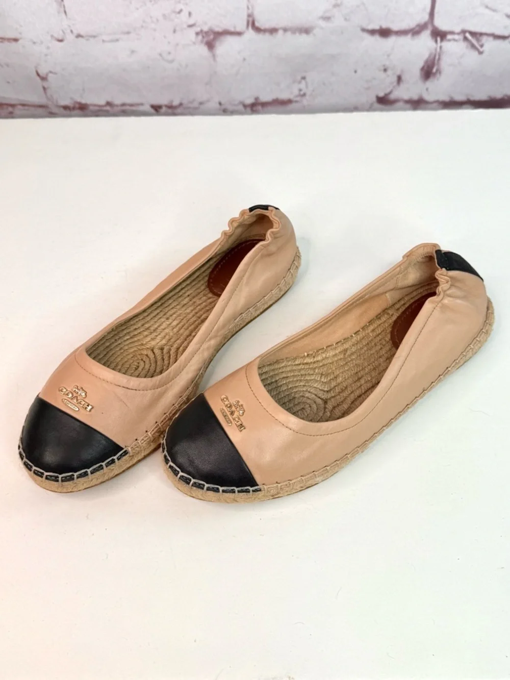 COACH Camryn Beige Black Leather Espadrille Slip On Loafers Size 7